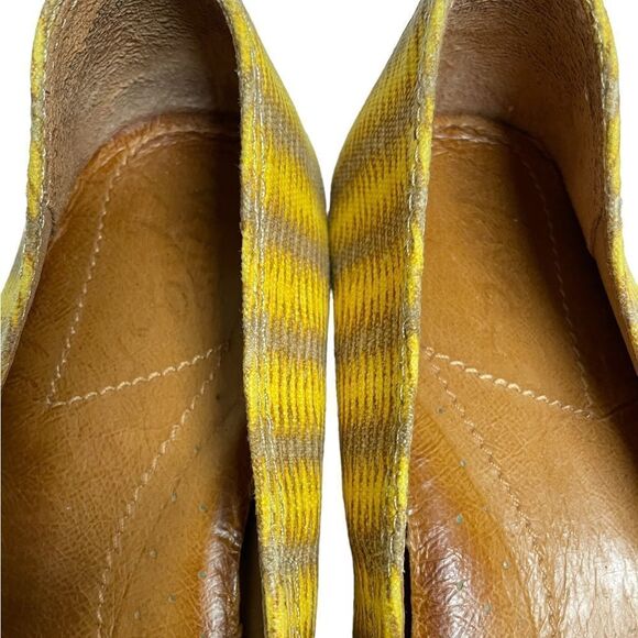 Naya Leather Flats Yellow and Brown - Picture 7 of 14